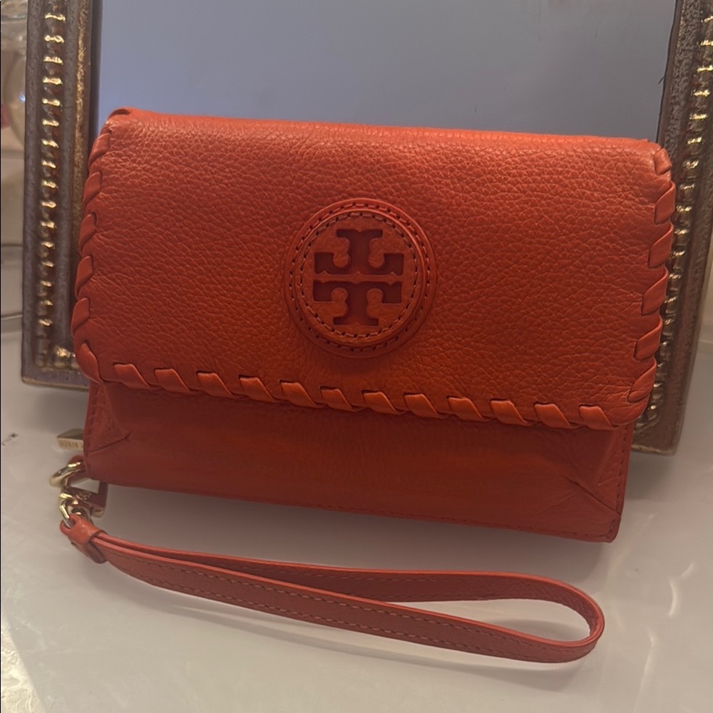 Tory Burch Red Leather Wristlet